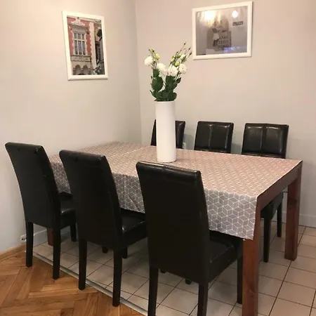 Jumi Apartment *