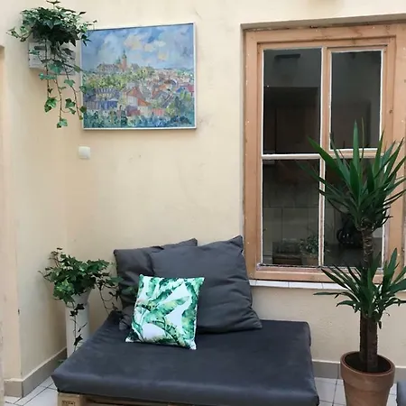 Jumi Apartment *